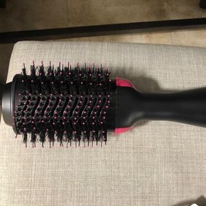 REVLON One-Step Volumizer Hair Dryer